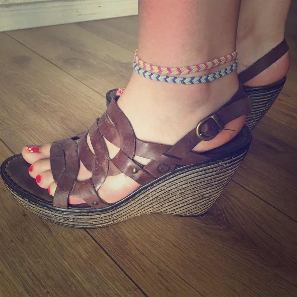 Born brown leather wedge sandals size 9